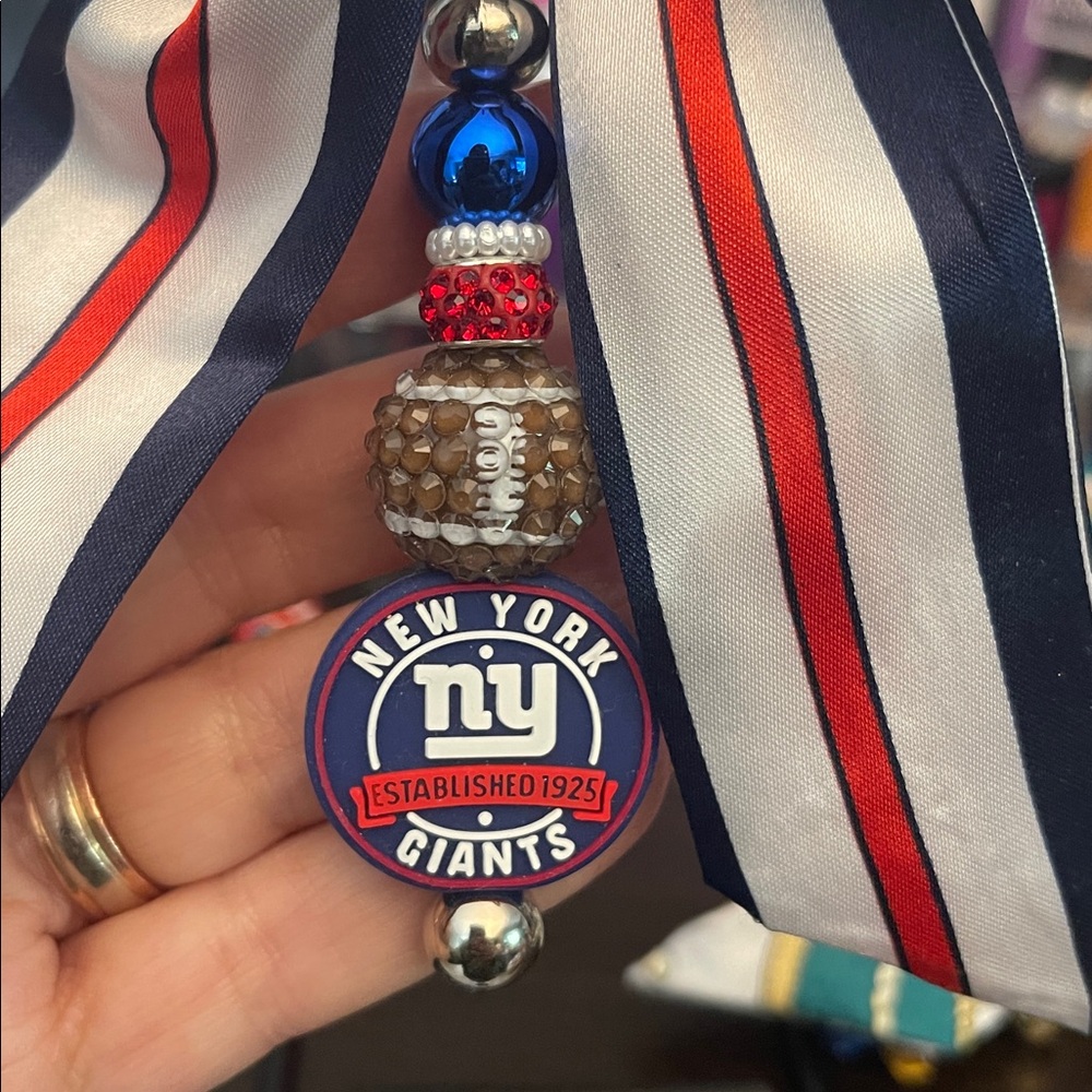 NY GIANTS ๐ Bag Charm - Handmade - Picture 2 of 2